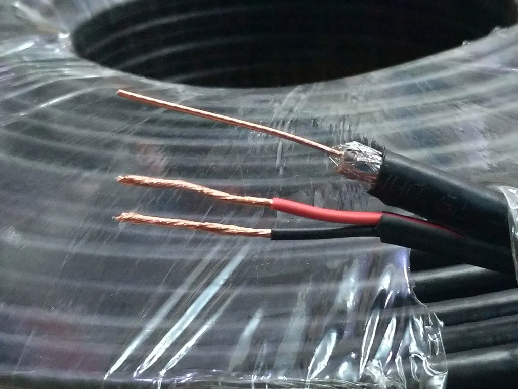 [SW43] [SW43] 300M RG6 Siamese Cable