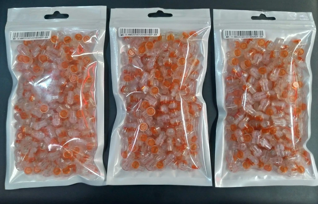 [TS01] [TS01] UY Connector 180's pack